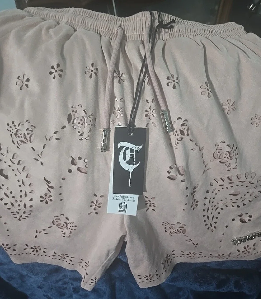 men’s Dusty Pink Laser-Cut Drawstring Shorts